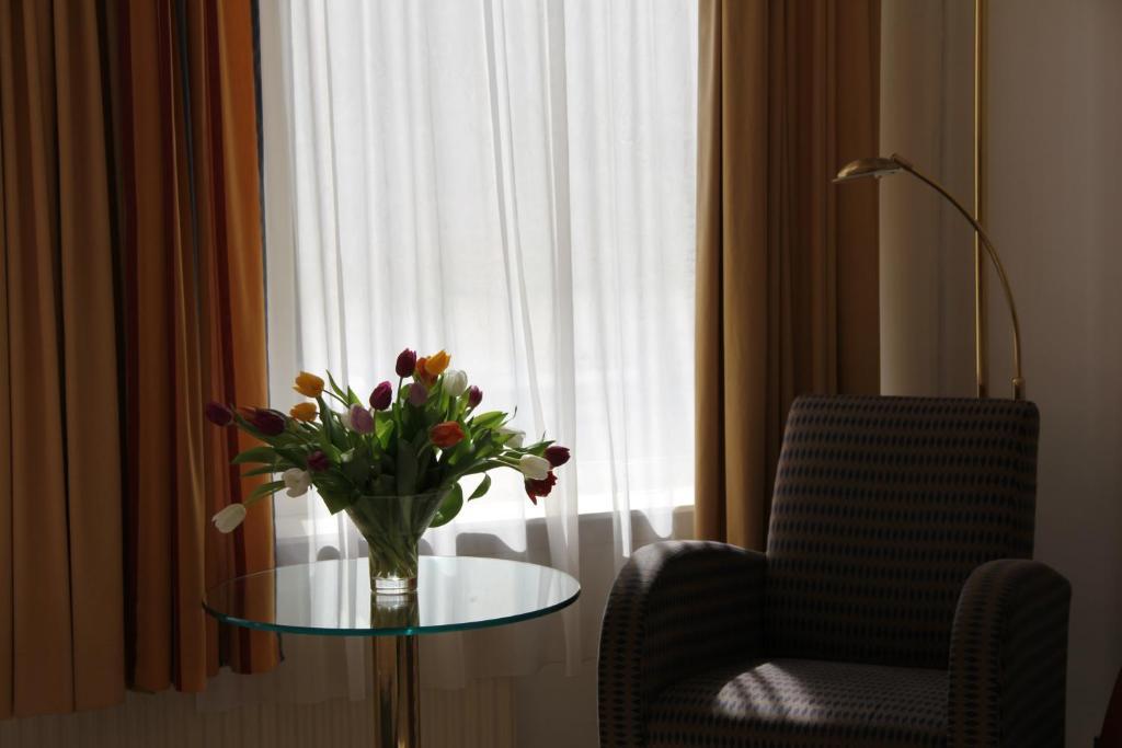Hotel Alfa Amesterdão Quarto foto