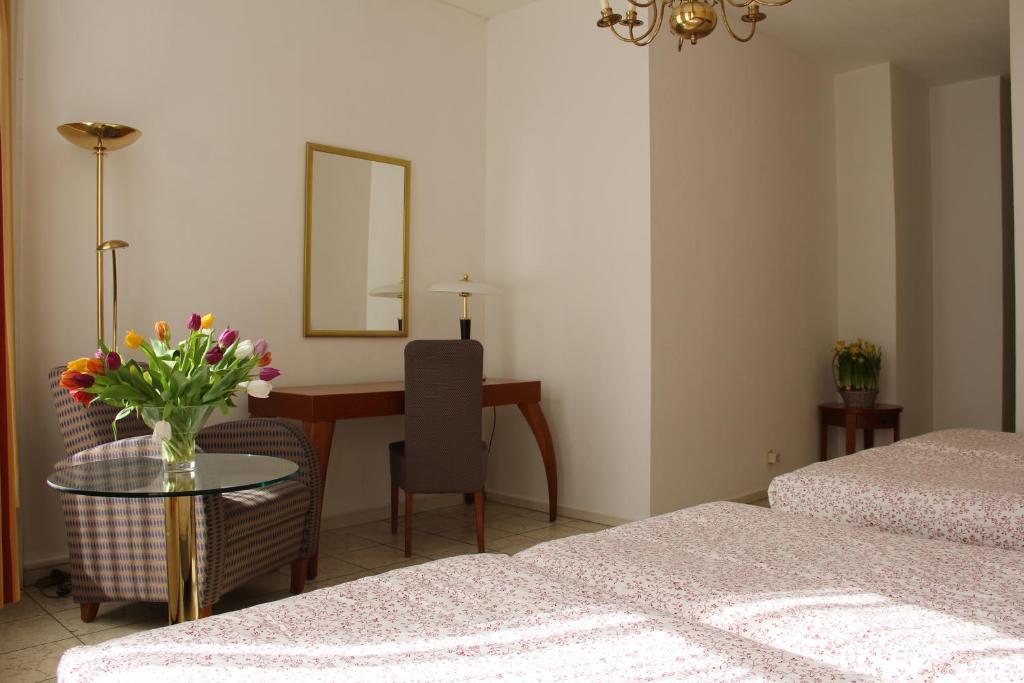 Hotel Alfa Amesterdão Quarto foto